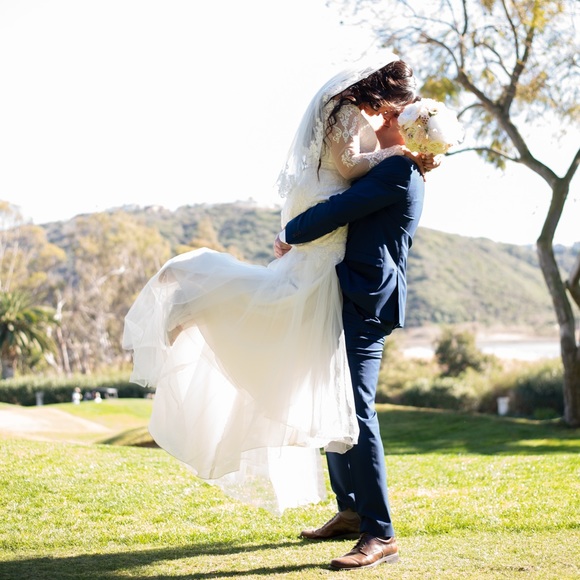 Meet your Posh Ambassador, Auie. QUIET LUXURY.  Sells High & Rare Quality items. - Picture 6 of 9